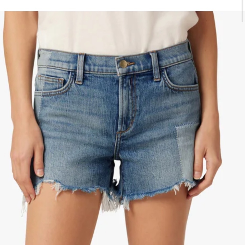 Joes Jeans The Ozzie with Frayed Hem in Opposites Attract